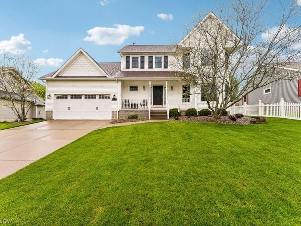 618 33rd Street SW, Barberton, OH 44203