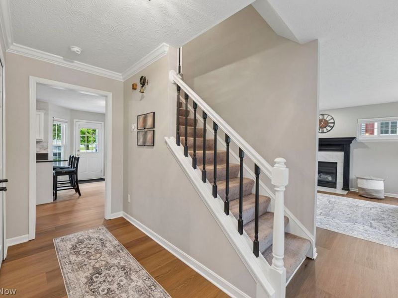 618 33rd Street SW, Barberton, OH 44203 Photo 3