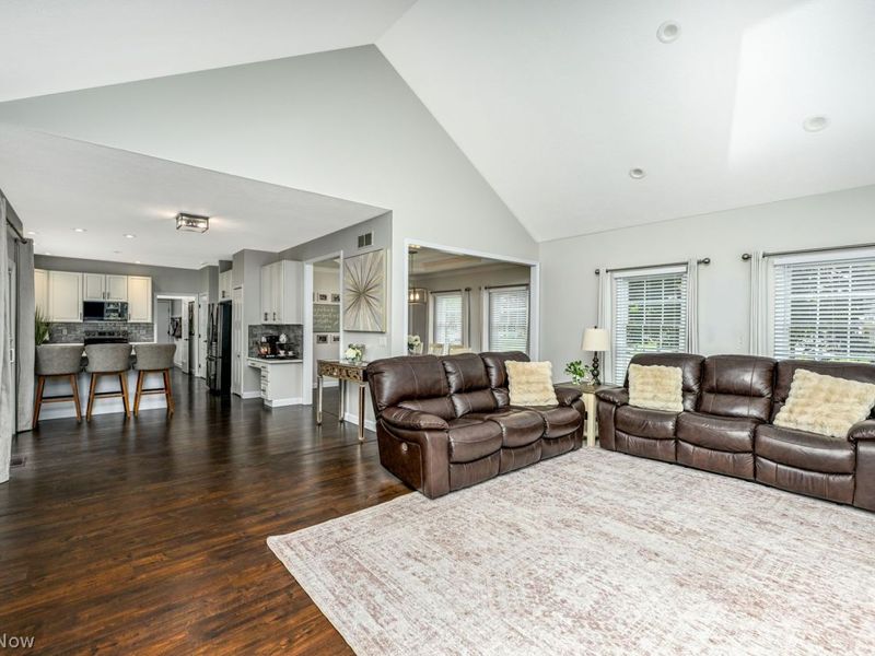 1118 Woodglen Circle , Medina, OH 44256 Photo 9