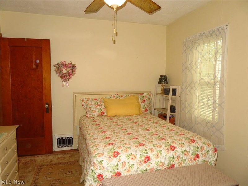 186 Pasadena Avenue , Elyria, OH 44035 Photo 17