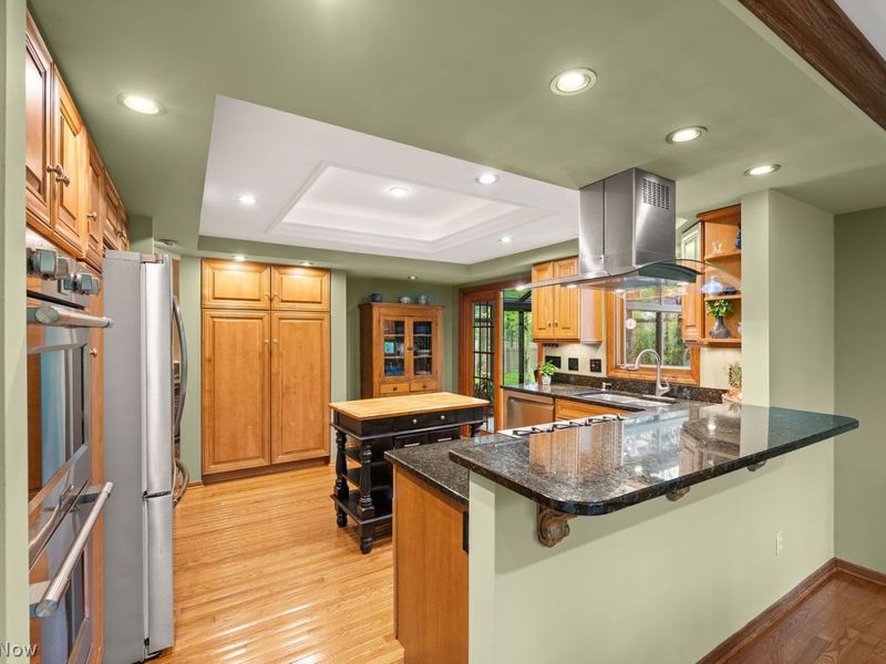 29205 Wolf Road , Bay Village, OH 44140 Photo 13