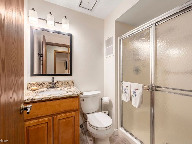 29205 Wolf Road , Bay Village, OH 44140 Photo 23