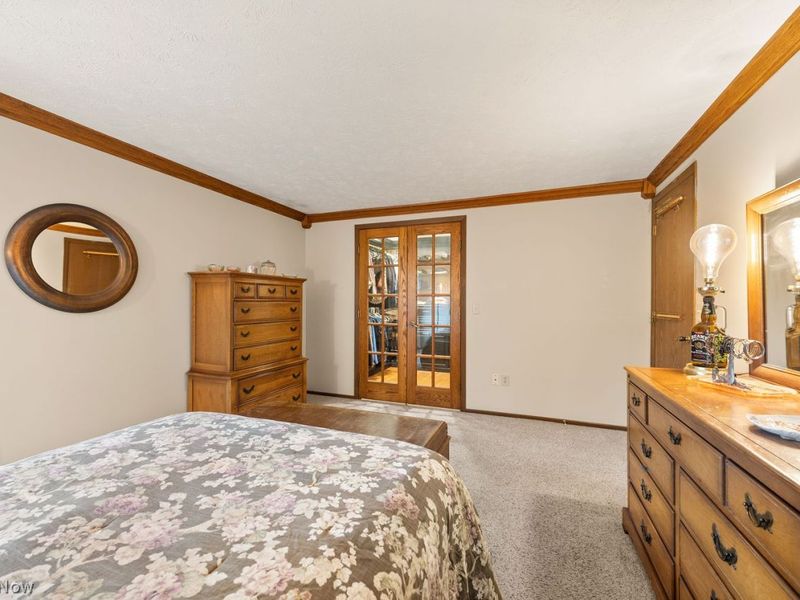 29205 Wolf Road , Bay Village, OH 44140 Photo 25
