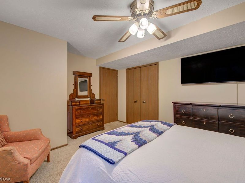 29205 Wolf Road , Bay Village, OH 44140 Photo 31