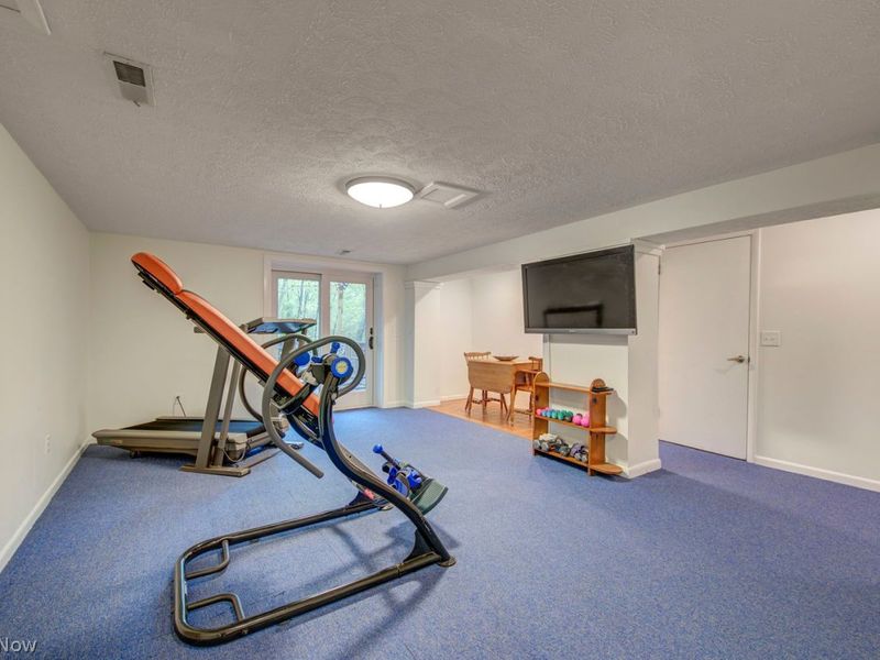 29205 Wolf Road , Bay Village, OH 44140 Photo 37