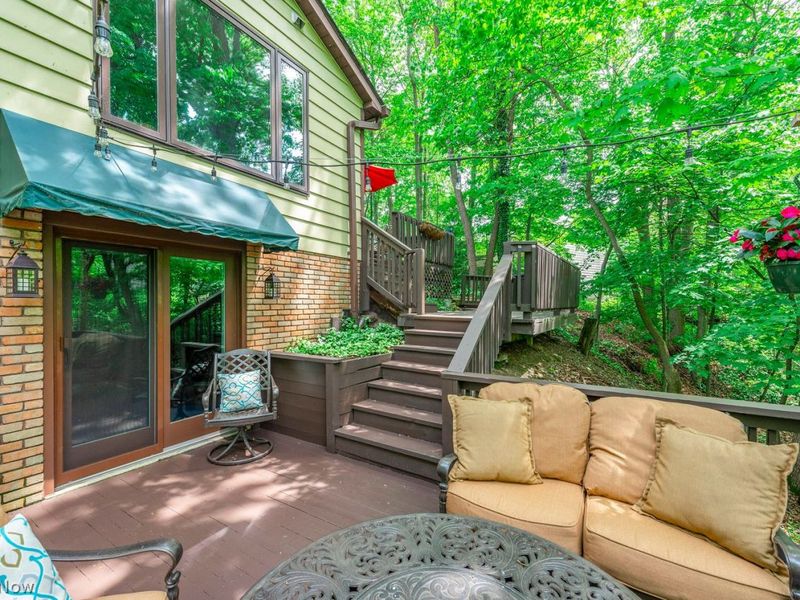 29205 Wolf Road , Bay Village, OH 44140 Photo 47