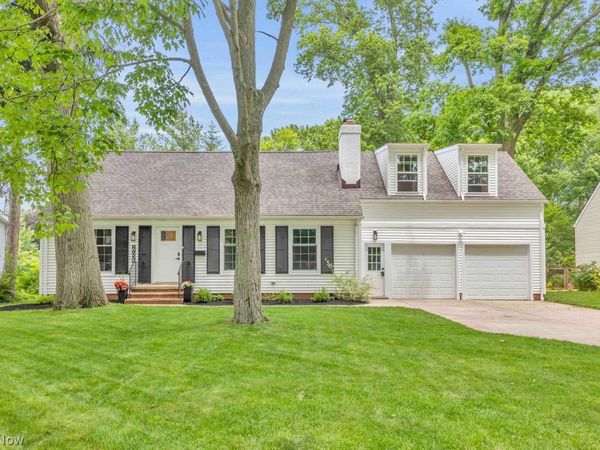 29008 Osborn Road , Bay Village, OH 44140