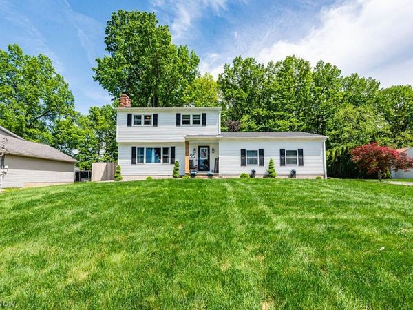 95 Cardinal Drive , Canfield, OH 44406