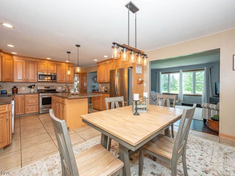 95 Cardinal Drive , Canfield, OH 44406 Photo 8