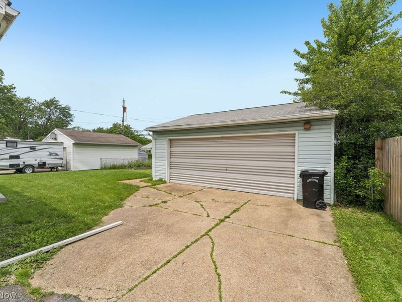 590 Bell Avenue , Elyria, OH 44035 Photo 36