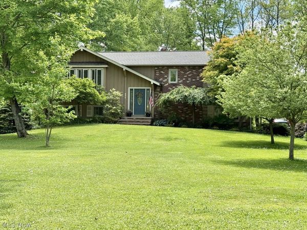 652 Circlewood Drive , Aurora, OH 44202