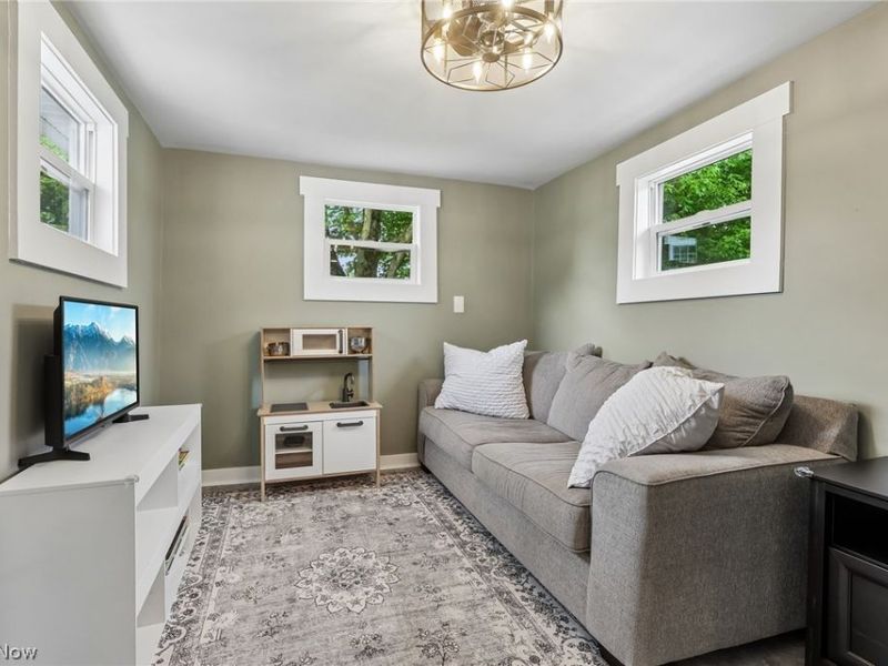 11110 Lair Road NE, Alliance, OH 44601 Photo 6