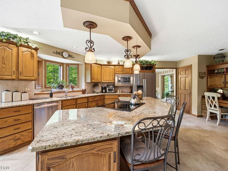 15115 Hemlock Point Road, Chagrin Falls, OH 44022 Photo 11