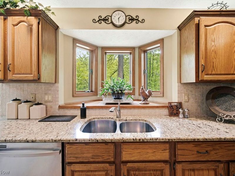 15115 Hemlock Point Road, Chagrin Falls, OH 44022 Photo 12