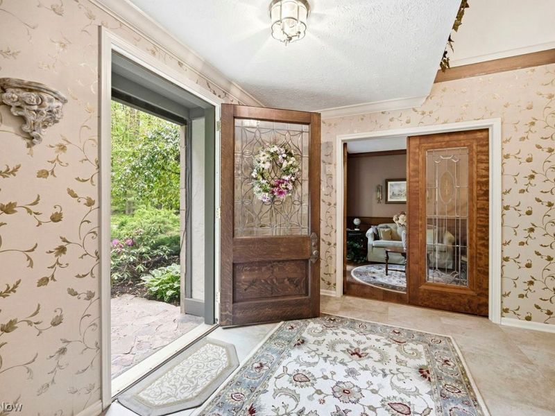 15115 Hemlock Point Road, Chagrin Falls, OH 44022 Photo 5