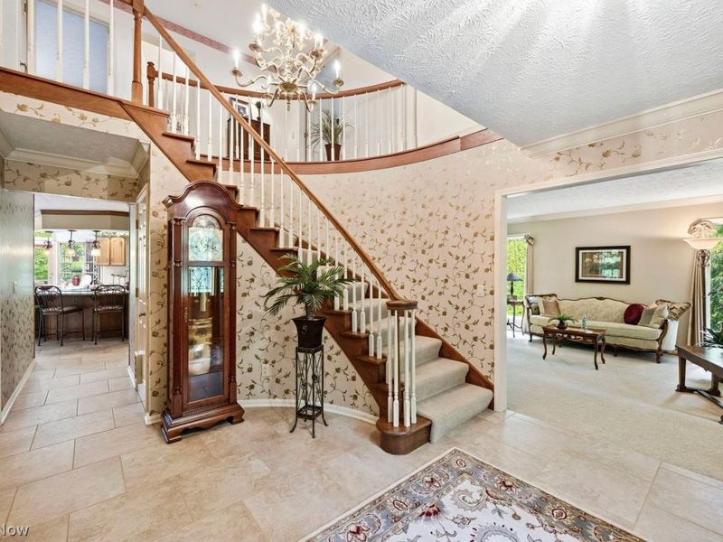 15115 Hemlock Point Road, Chagrin Falls, OH 44022 Photo 6