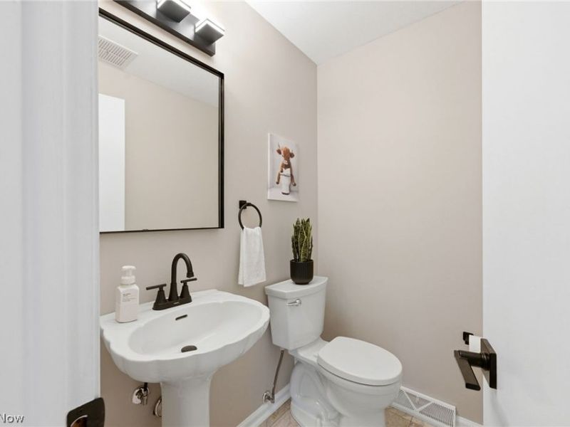 29595 Westminster Drive, North Olmsted, OH 44070 Photo 15