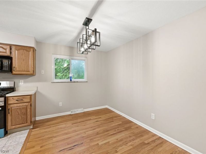 29595 Westminster Drive, North Olmsted, OH 44070 Photo 9