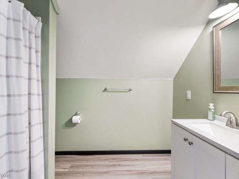 3917 Arnold Avenue NW, Canton, OH 44709 Photo 13