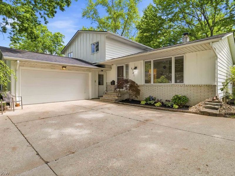 6741 Duneden Avenue, Solon, OH 44139 Photo 3