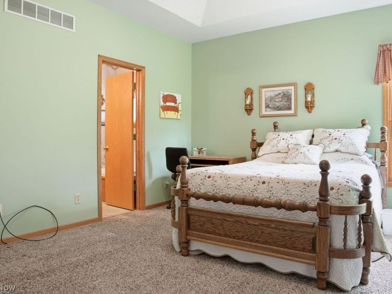 2430 University Drive SE, Massillon, OH 44646 Photo 23