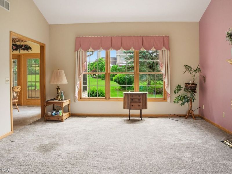 2430 University Drive SE, Massillon, OH 44646 Photo 6