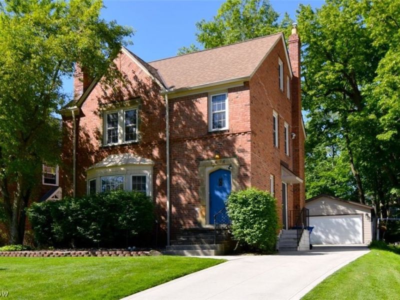 3676 Meadowbrook Boulevard , University Heights, OH 44118 Photo 1