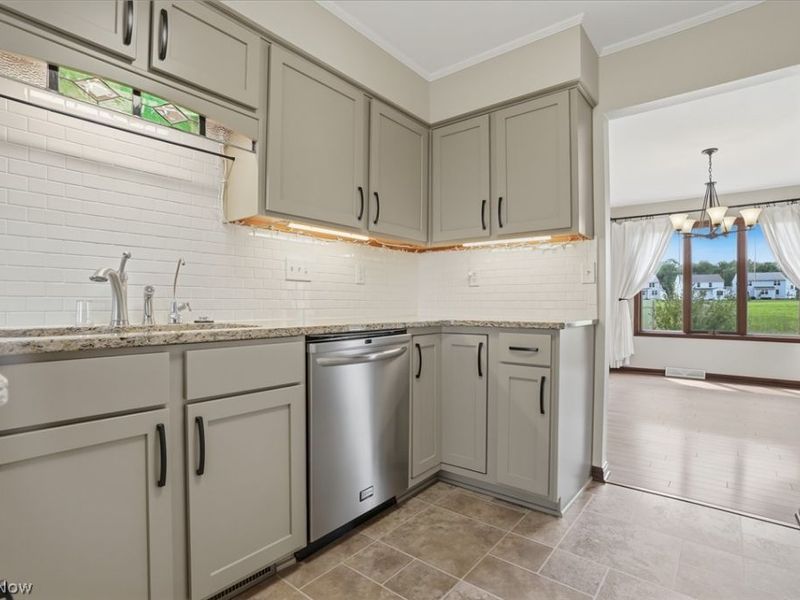 33 Picadilly Court , Kent, OH 44240 Photo 8