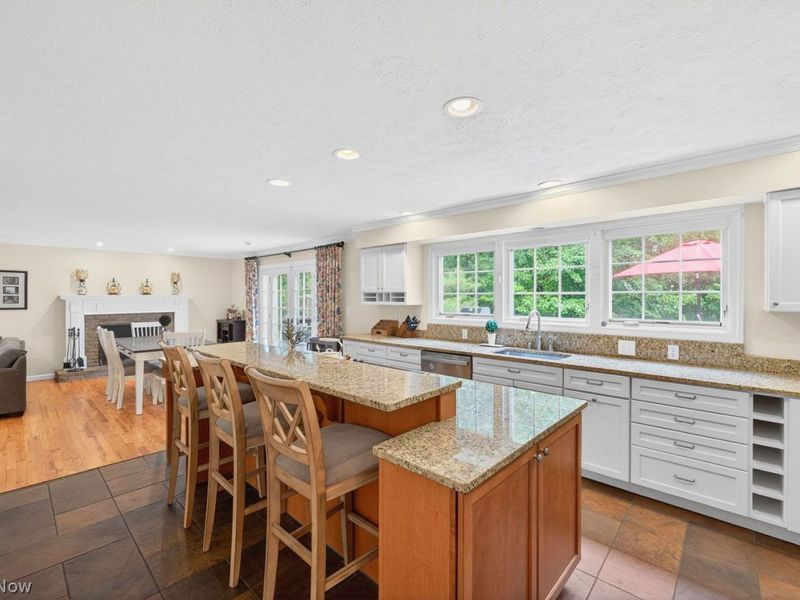 1445 Kingsway Drive , Westlake, OH 44145 Photo 13