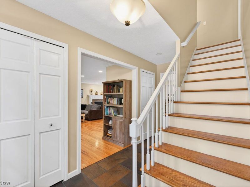 1445 Kingsway Drive , Westlake, OH 44145 Photo 5