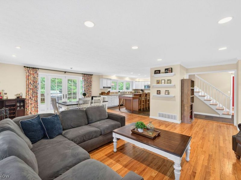 1445 Kingsway Drive , Westlake, OH 44145 Photo 8