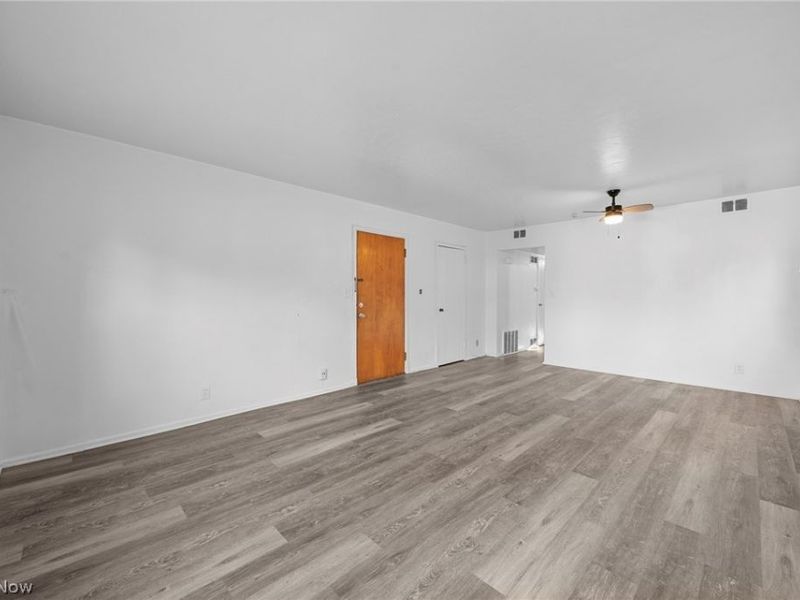 3030 S Moreland Boulevard , Unit 4, Cleveland, OH 44120 Photo 5