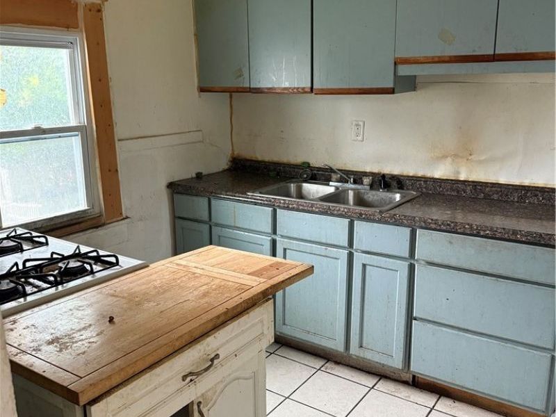 1549 E 85th Street , Cleveland, OH 44106 Photo 3