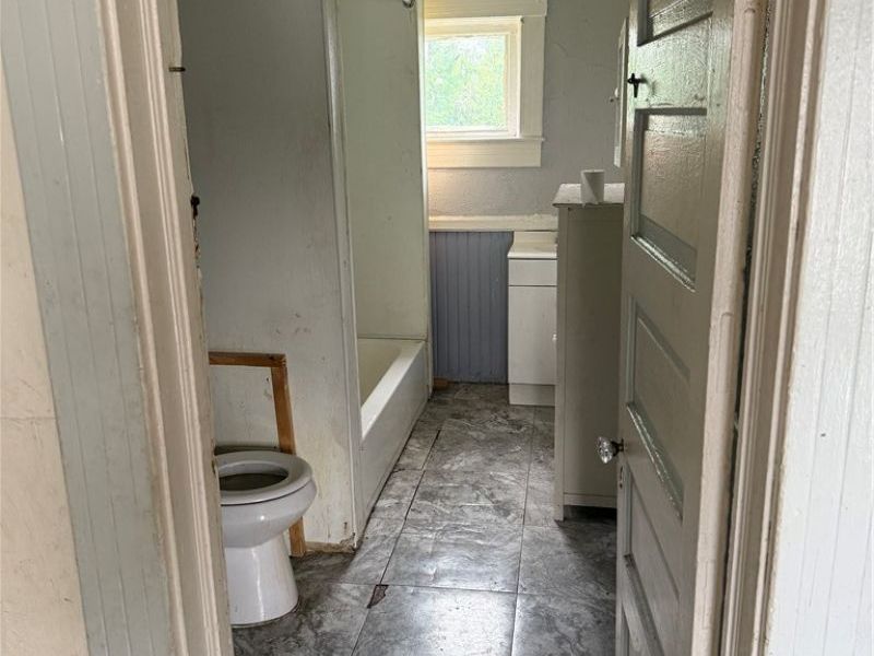 1549 E 85th Street , Cleveland, OH 44106 Photo 4