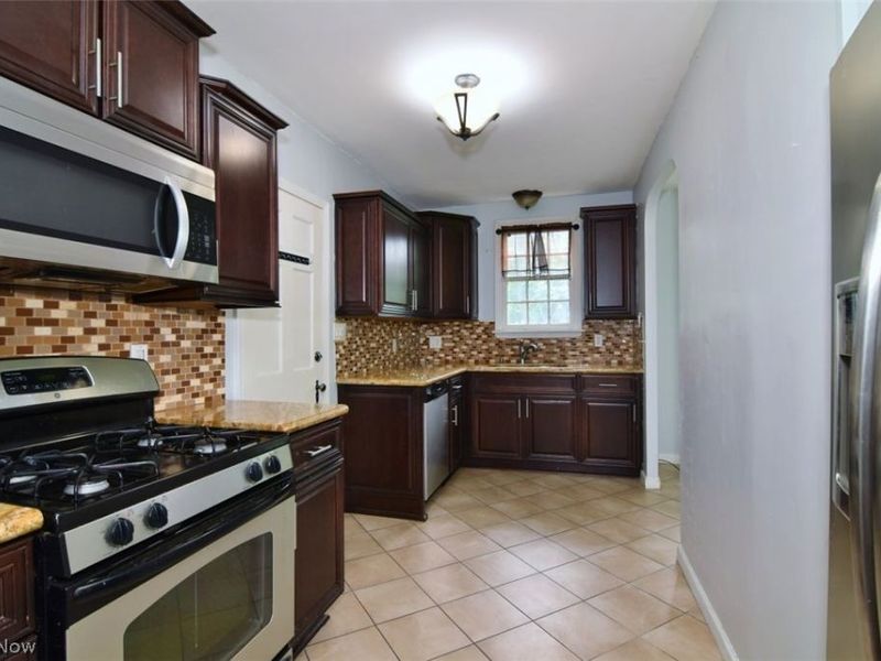 3625 Glencairn Road , Shaker Heights, OH 44122 Photo 6