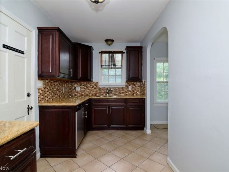 3625 Glencairn Road , Shaker Heights, OH 44122 Photo 7