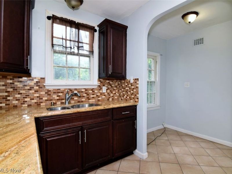 3625 Glencairn Road , Shaker Heights, OH 44122 Photo 8