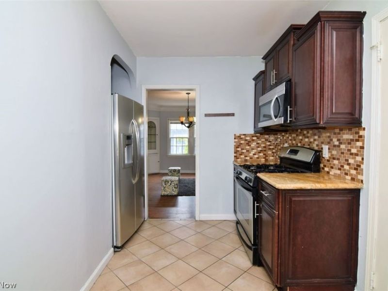 3625 Glencairn Road , Shaker Heights, OH 44122 Photo 9