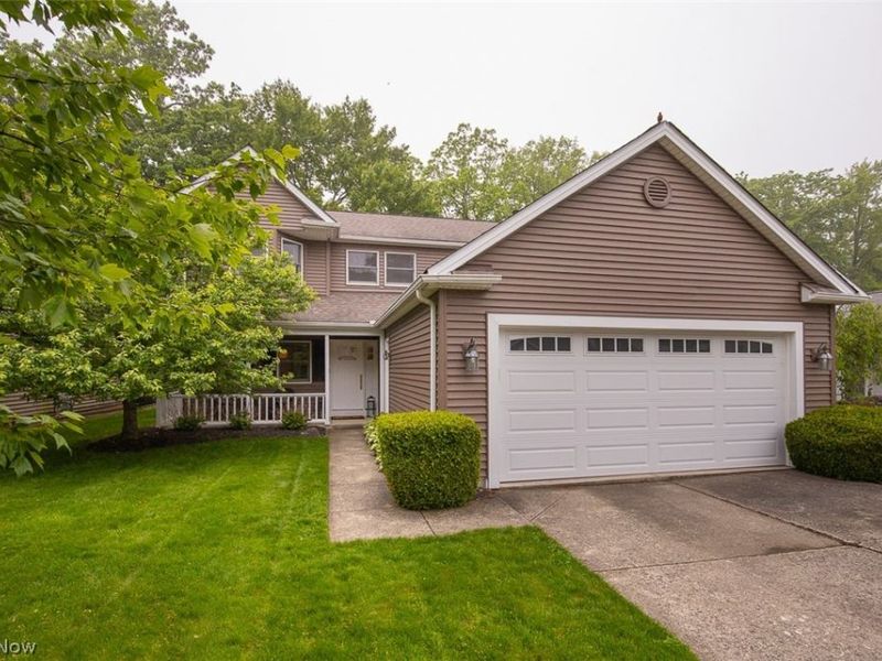 578 Red Oak Lane , Bay Village, OH 44140 Photo 1