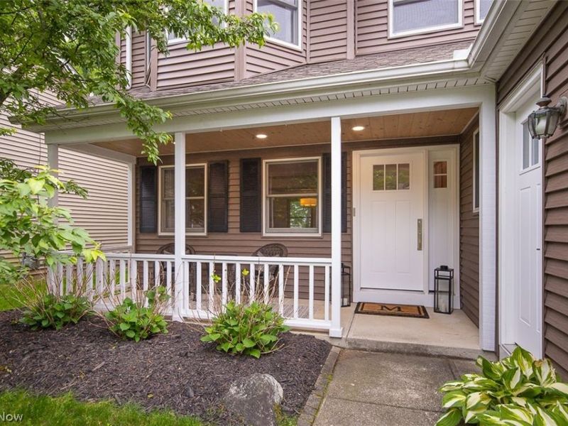578 Red Oak Lane , Bay Village, OH 44140 Photo 2