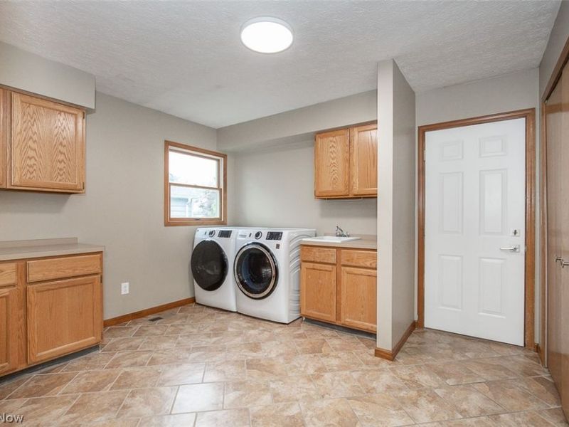 578 Red Oak Lane , Bay Village, OH 44140 Photo 6
