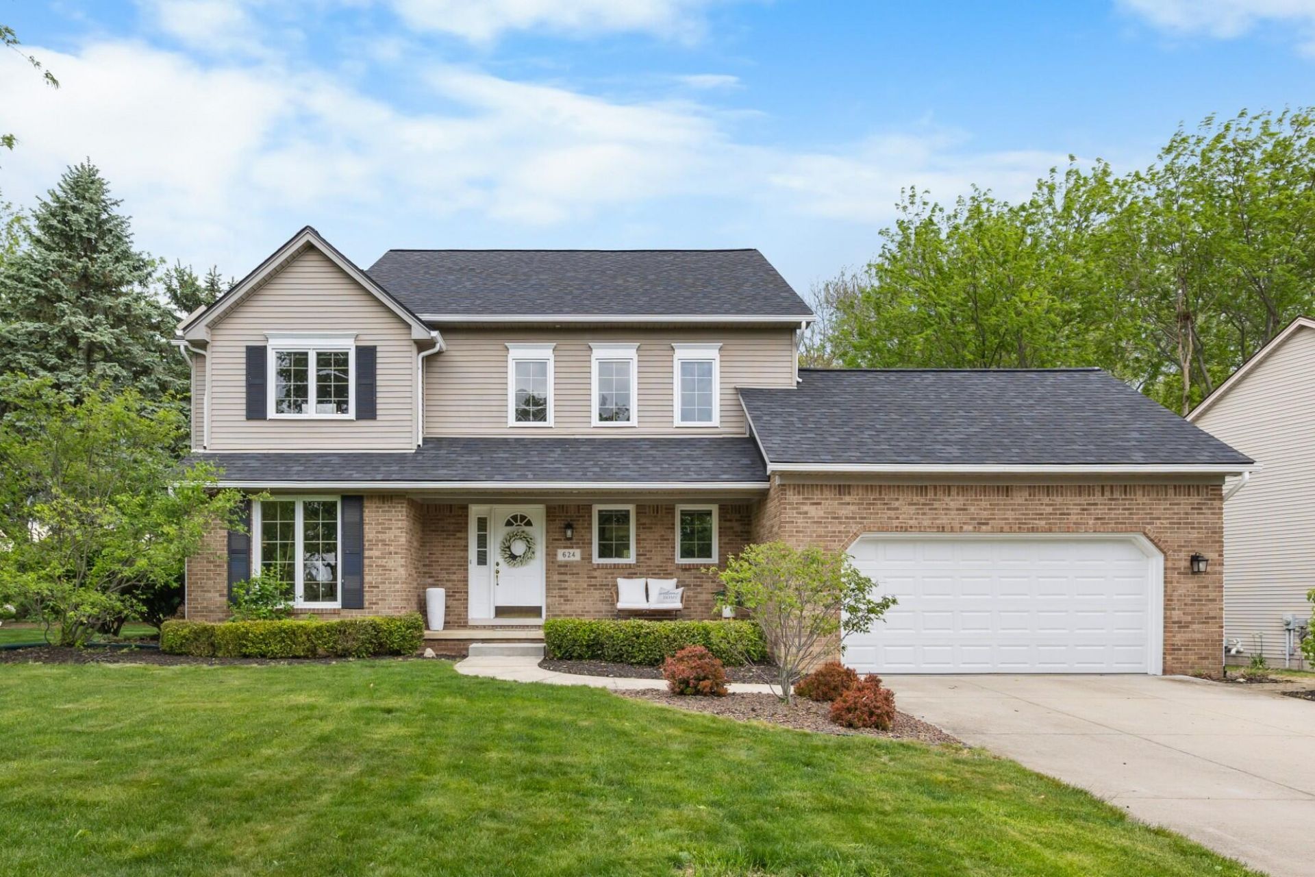 624 Woodhill Drive, Saline, MI 48176 Main Photo