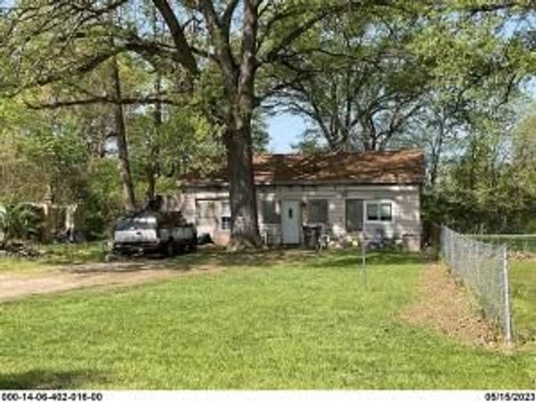 1154 Fairfax Avenue, Jackson, MI 49203