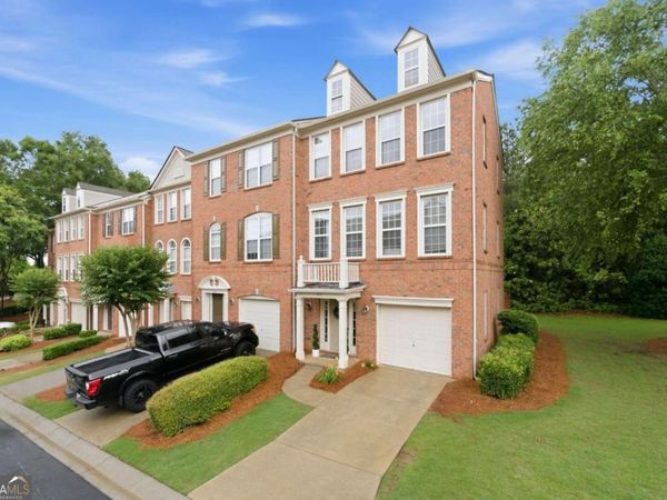 4011 Edgecomb Drive, Roswell, GA 30075
