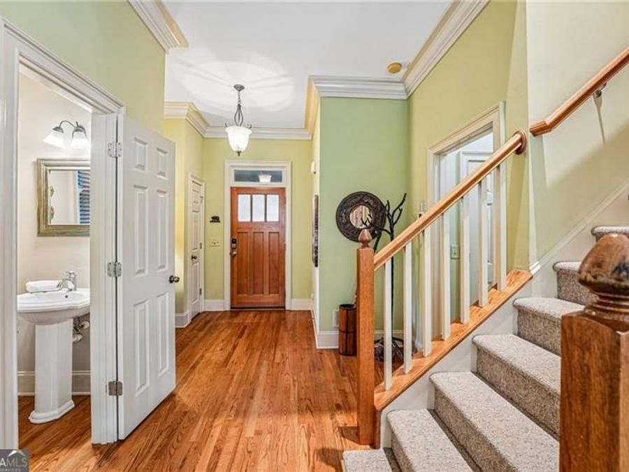 Property Image 8