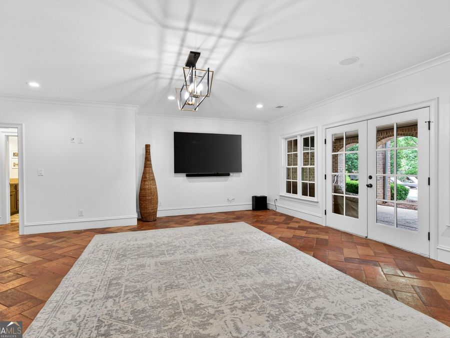 Property Image 114