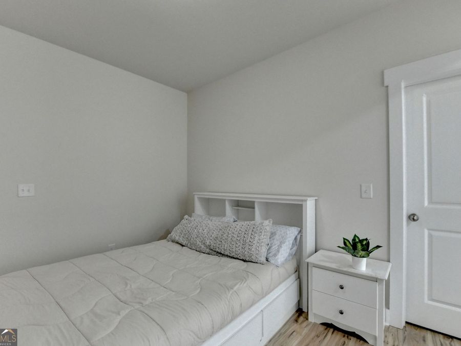 Property Image 80