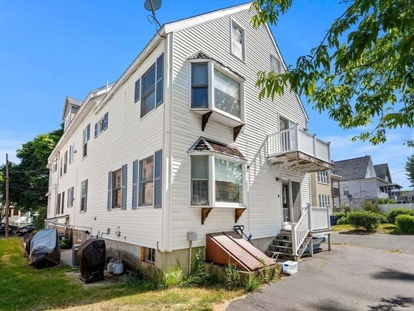 11 Gardner, Unit 4, Salem, MA 01970