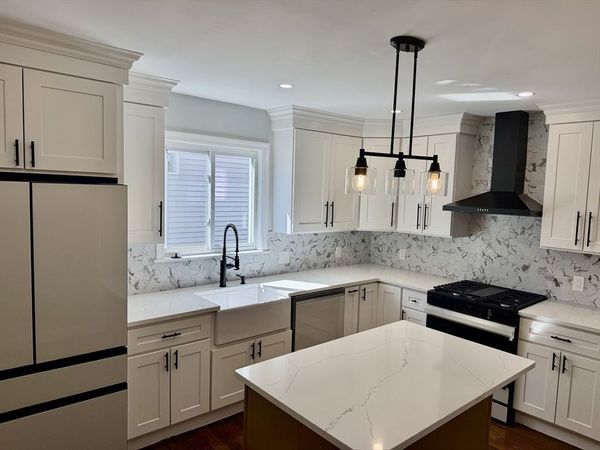 60-62 Wellsmere Road, Unit 3, Boston, MA 02131