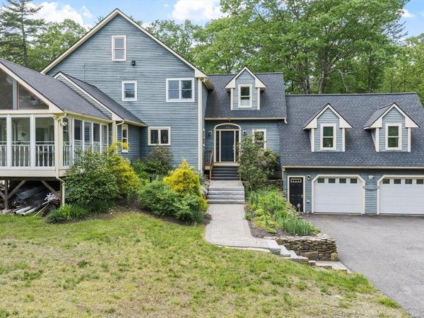 79 Tyler Rd, Townsend, MA 01469